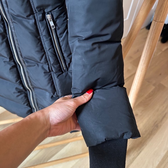 Mackage Montreal Trish Down Black Puffer Parka Coat Size XXS - Picture 2 of 10
